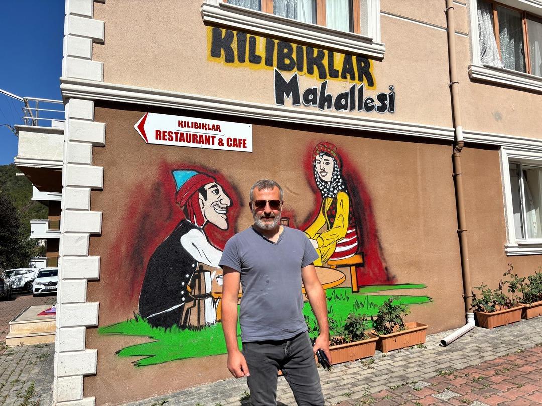 Alay konusu da oldu gurur kaynağı da: Kurşunlandı! Sertifika da veriyorlar "Bu çeşmeden su içenin kılıbık olması muhtemeldir" 1