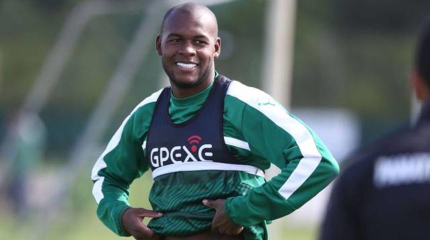 İbarbo'nun menajeri Galatasaray'ı a&ccedil;ıkladı