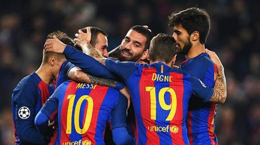 Arda Turan'dan Galatasaray'a transfer m&uuml;jdesi!