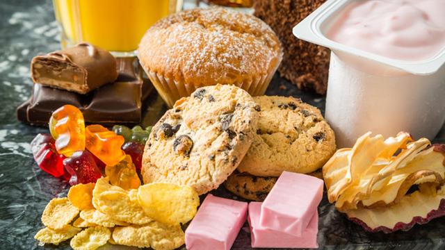 Fruktoz tehlikesi: Şekerli içecekler karaciğeri yağlandırıyor, diyabet riskini artırıyor! Fazla fruktoz tüketimine dikkat!