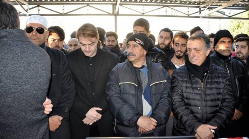 Caner Erkin, Tun&ccedil; Uncu'yu son yolculuğuna b&ouml;yle uğurladı