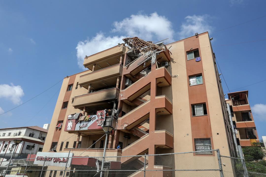 Hastaneye üst üste iki vahşi saldırı: Korkunç katliam kamerada! İsrail bu kez gazetecileri hedef aldı; çok sayıda can kaybı... 3