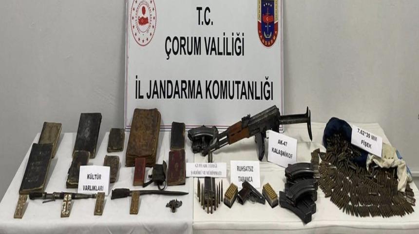 Çorum'da 10 adet el yazması Kur'an-ı kerim ele geçirildi