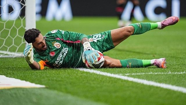 Günay Güvenç'ten rekor seri! Kayserispor maçıyla sayı 8'e çıktı... 