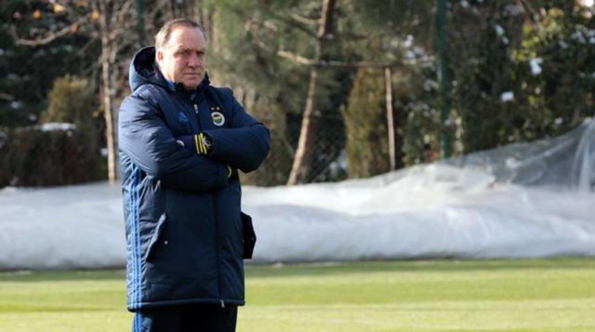 Advocaat, kadro dışı kararlarının nedenini a&ccedil;ıkladı!