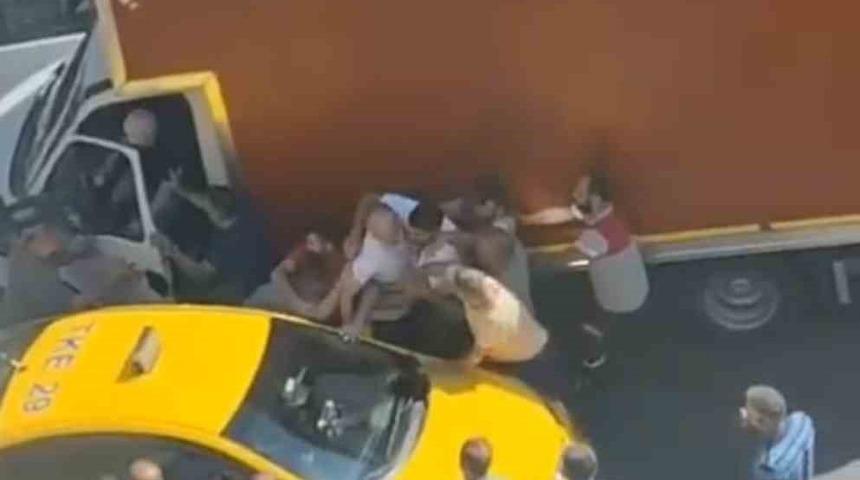 Maltepe’de yol verme kavgası