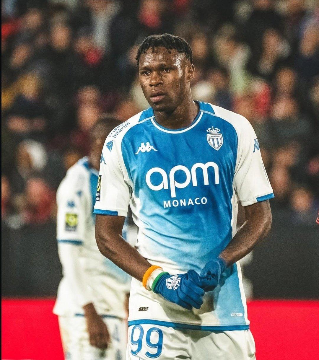 Galatasaray Okan Buruk un favori ismini transfer ediyor! Wilfried Singo için sıcak gelişme... Transfer her an açıklanabilir 4