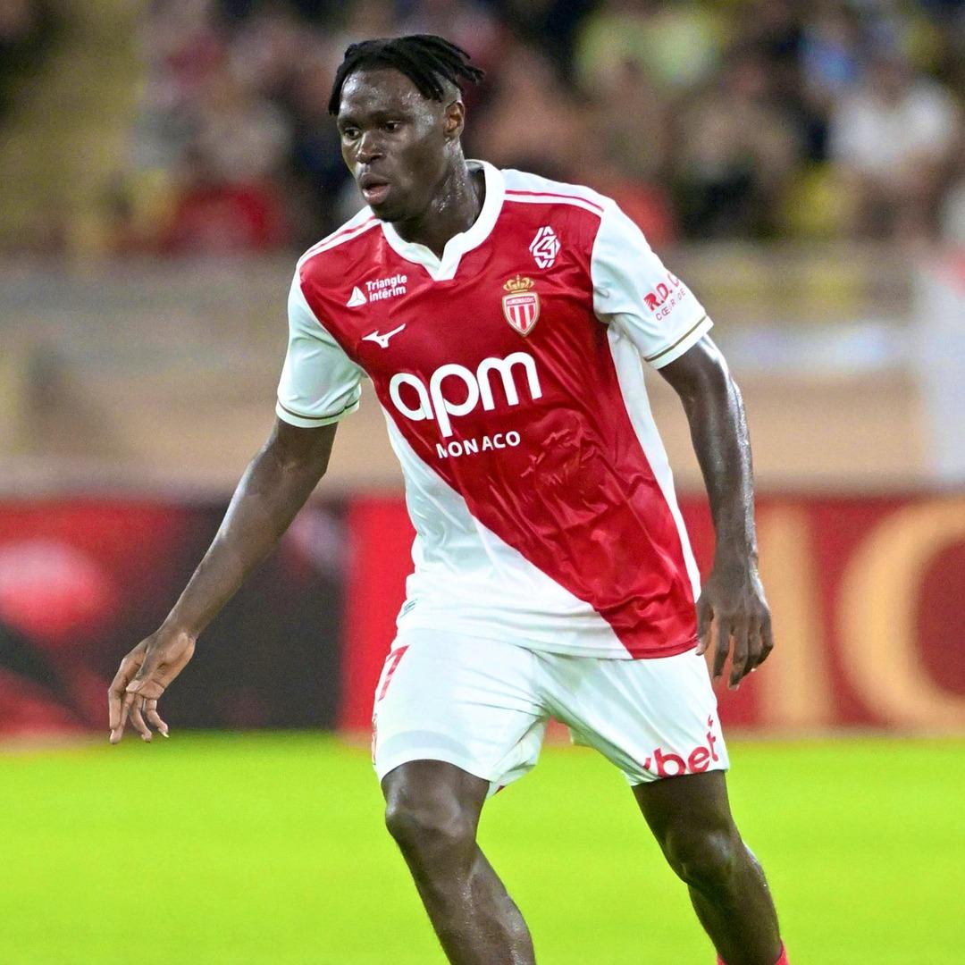 Galatasaray Okan Buruk un favori ismini transfer ediyor! Wilfried Singo için sıcak gelişme... Transfer her an açıklanabilir 5