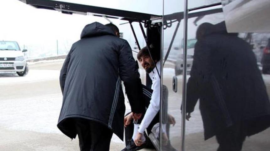 Bagajdan Tolga Zengin &ccedil;ıktı