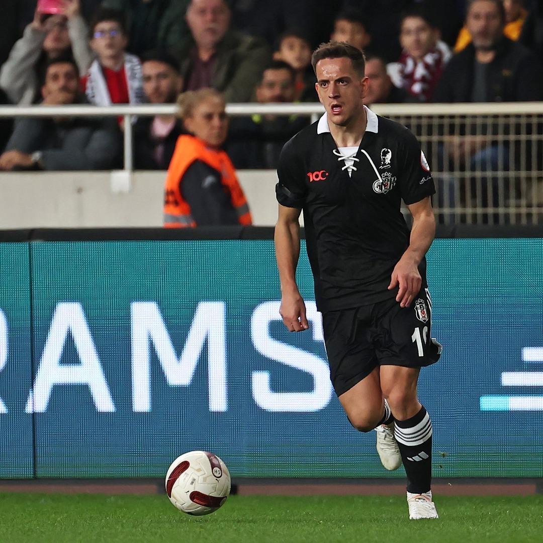 Beşiktaş ta kadroda düşünülmeyen Hadziahmetovic’e Hull City kancası! Transferde anlaşma tamamlandı... 3