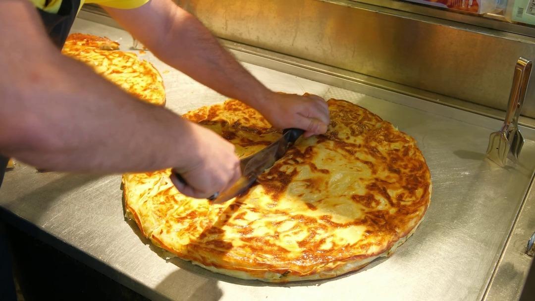 Erzurum’da kültür rüzgarı... Kültür Yolu Festivali: Cağ Kebabı satış rekoru kırdı! 4