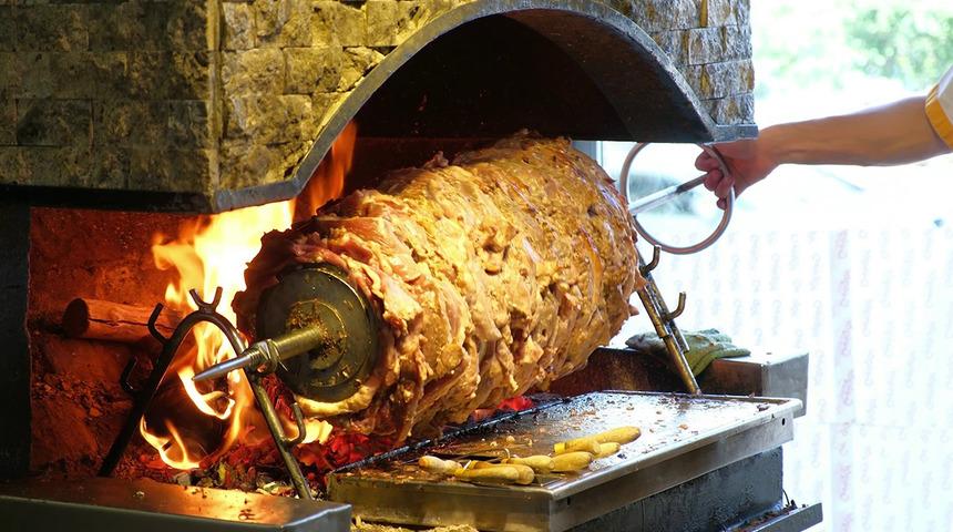 Erzurum’da kültür rüzgarı... Kültür Yolu Festivali: Cağ Kebabı satış rekoru kırdı!