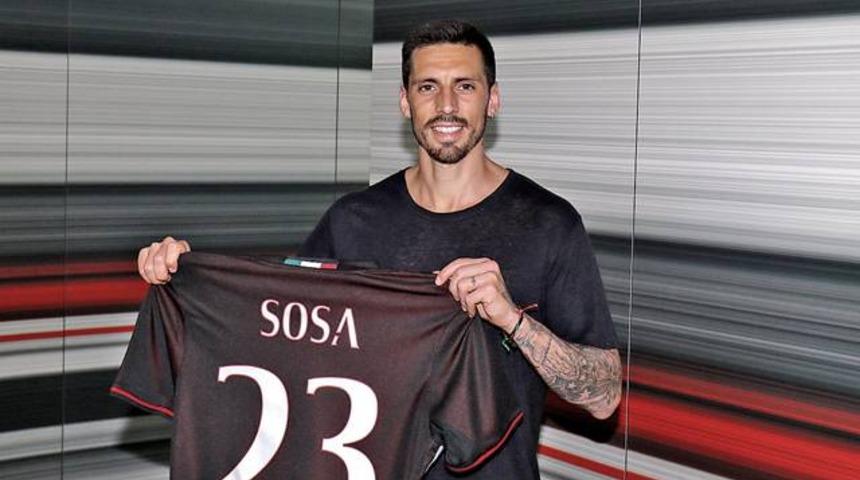 Fenerbah&ccedil;e'de Jose Sosa pazarlığı