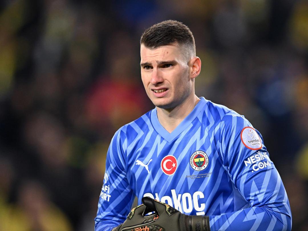 Fenerbahçe ye Livakoviç piyangosu vurdu! İngiltere Premier Lig ekiplerinden Nottingham Forest yıldız isme talip oldu... 1