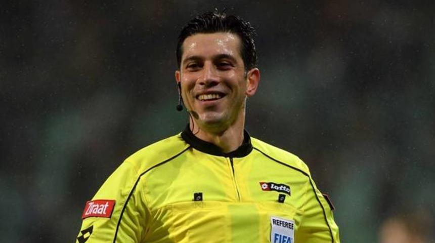 Trabzonspor - Fenerbahçe maçını Ali Palabıyık yönetecek