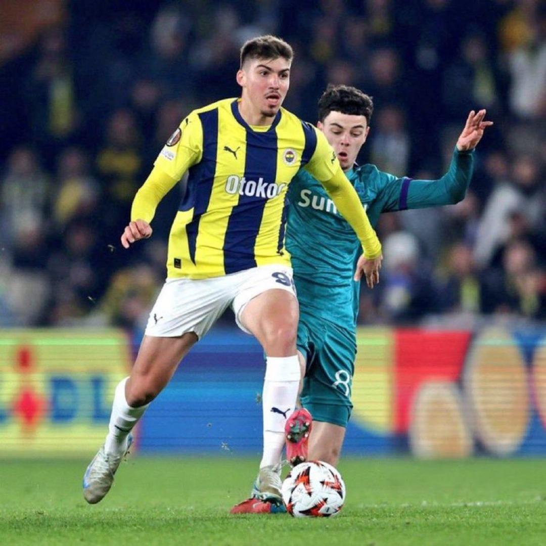 Fenerbahçe nin genç yıldızı Yusuf Akçiçek e dünya devleri talip olurken, Club Brugge ün scout raporu ortaya çıktı... 4