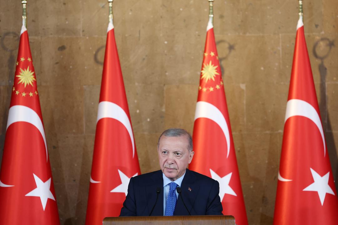 Cumhurbaşkanı Erdoğan: "Belediyeleri aile çiftliğine çeviren muhterisler için artık deniz bitmiştir" 4