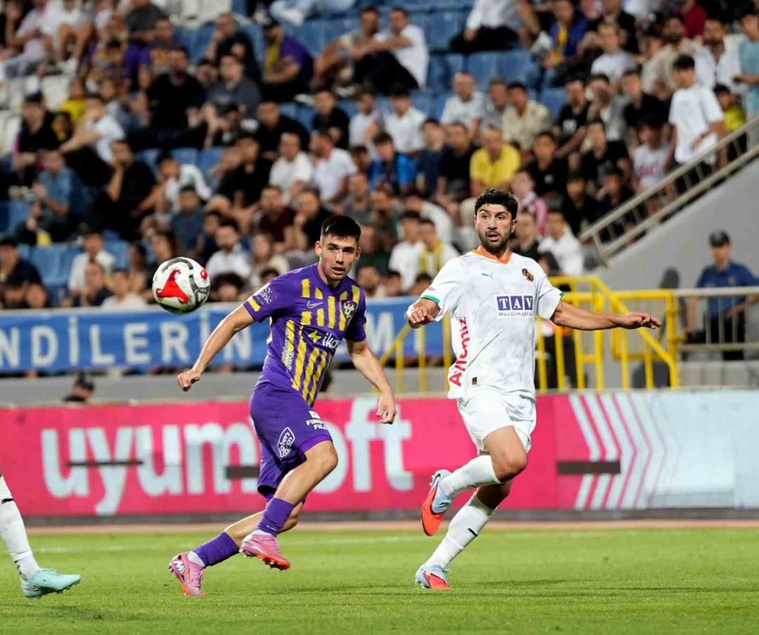 Eyüpspor Alanyaspor u yenerek Süper Lig de ilk galibiyetini aldı ve 3 puana ulaştı! 1