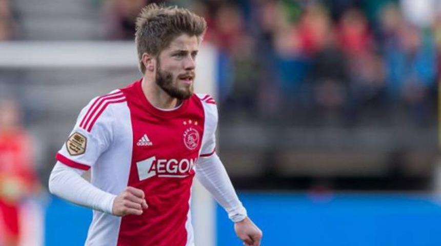 Fenerbah&ccedil;e'de hedef Lasse Sch&ouml;ne
