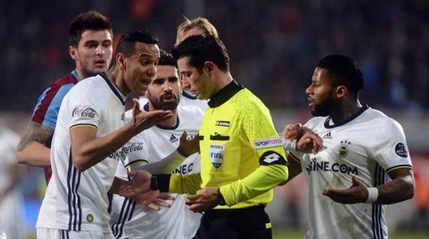 Trabzonspor - Fenerbah&ccedil;e ma&ccedil;ına damga vuran olaylar!