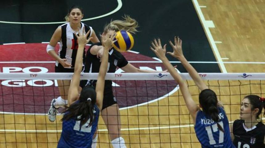 Beşiktaş-Halkbank maçında yılın skandalı yaşandı
