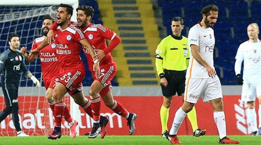 Spor yazarları Tuzlaspor-Galatasaray ma&ccedil;ı i&ccedil;in ne dedi?