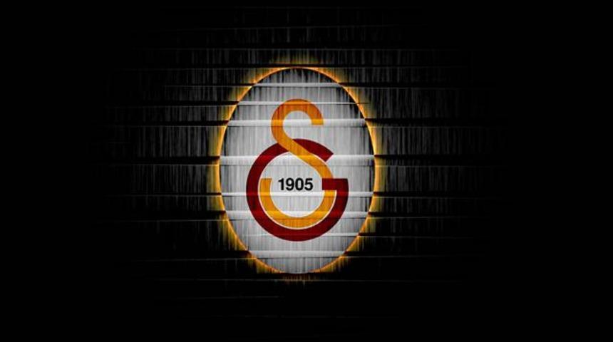 Galatasaray'da yaprak d&ouml;k&uuml;m&uuml; s&uuml;r&uuml;yor