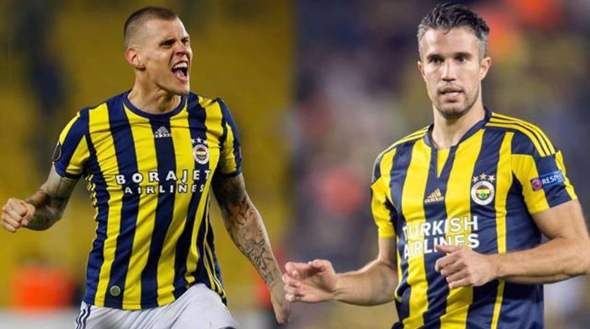Robin van Persie ve Skrtel instagramda atıştı