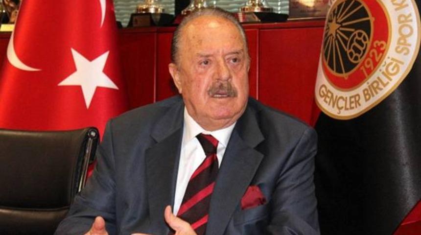 Galatasaray'dan İlhan Cavcav'a Ahmet &Ccedil;alık sitemi!