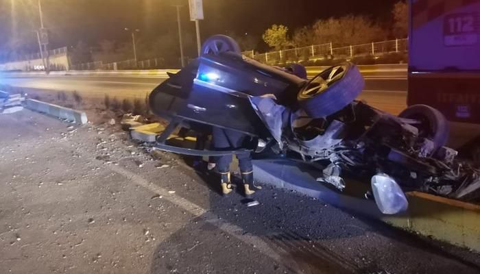 21030473-700x400 Mardin'de devrilen otomobilin sürücüsü yaralandı