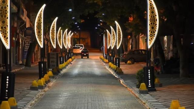 Söğüt’te caddeler ışıl ışıl oldu