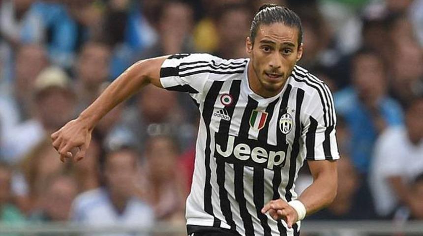 Trabzonspor, Martin Caceres'le anlaştı