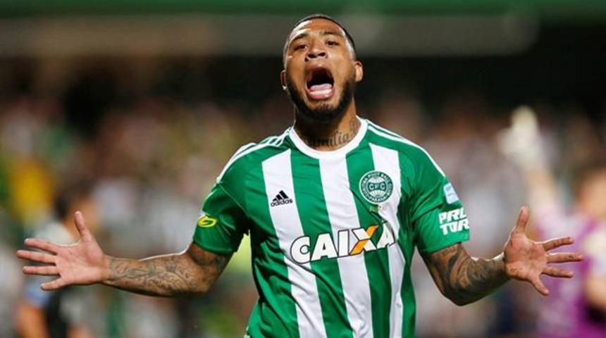 Colin Kazım resmen Corinthians'ta