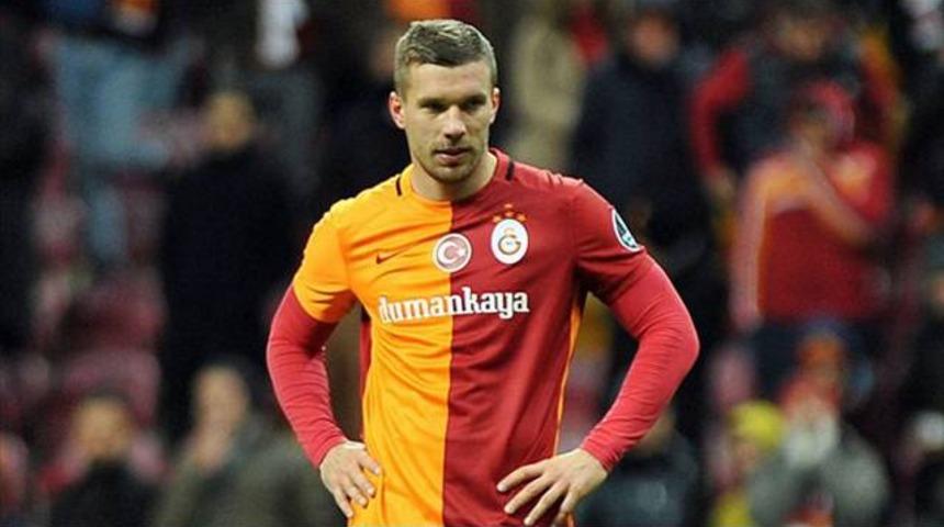 &Ccedil;in'den flaş Podolski a&ccedil;ıklaması!