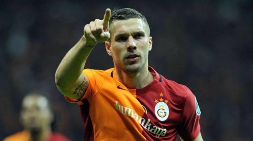Lucas Podolski &Ccedil;in&rsquo;e gidecek mi? A&ccedil;ıkladı