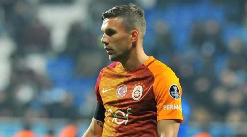 &Ccedil;in ekibi Podolski kararını iletti