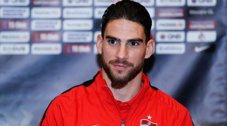 Carl Medjani yeniden Trabzonspor'da! İşte maliyeti