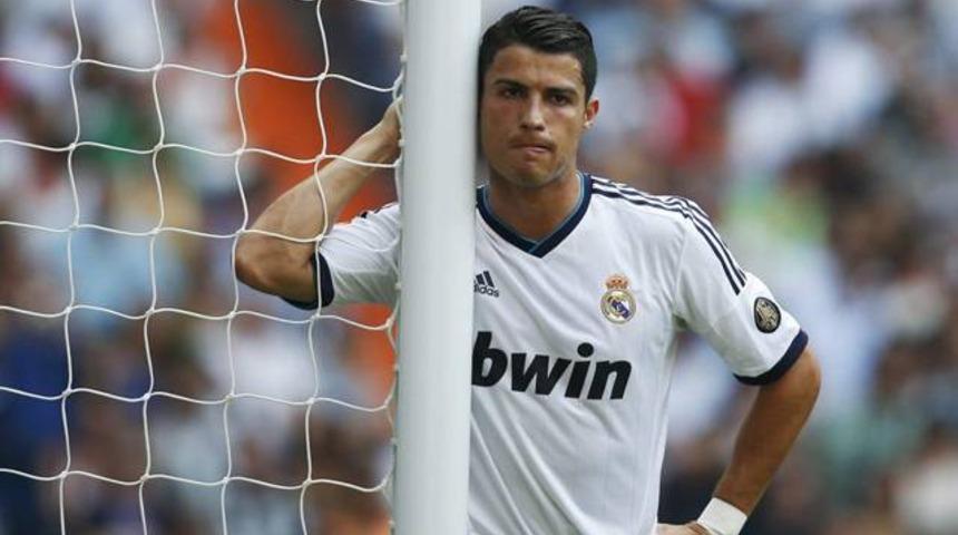 Ronaldo'dan hayranlarını yıkan haber