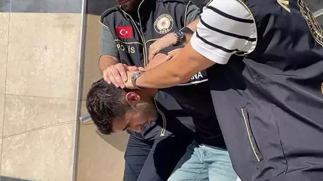 Anne-oğul tartışması kanlı bitti! 20 yaşındaki oğul annesini evde öldürdü