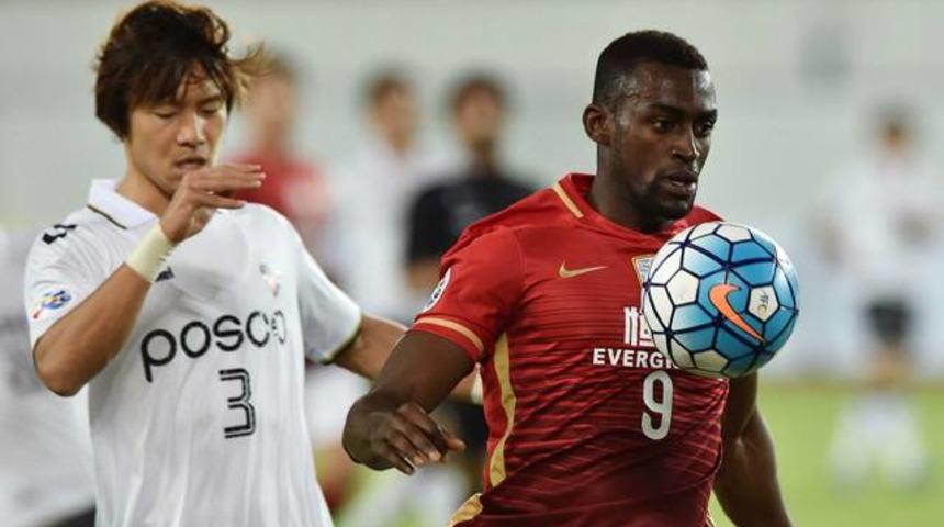 Jackson Martinez'de sona doğru