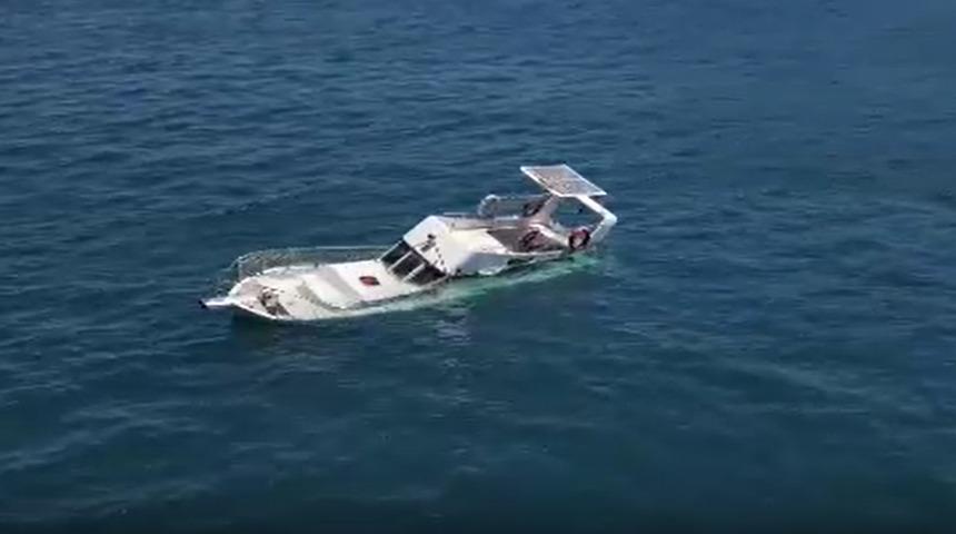 Bodrum’da 10 metrelik ahşap tekne battı