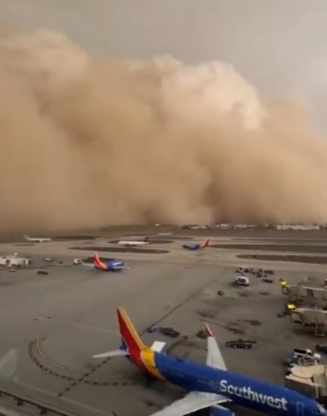 ABD de kum fırtınası alarmı! Elektrikler kesildi, hayat durdu 2