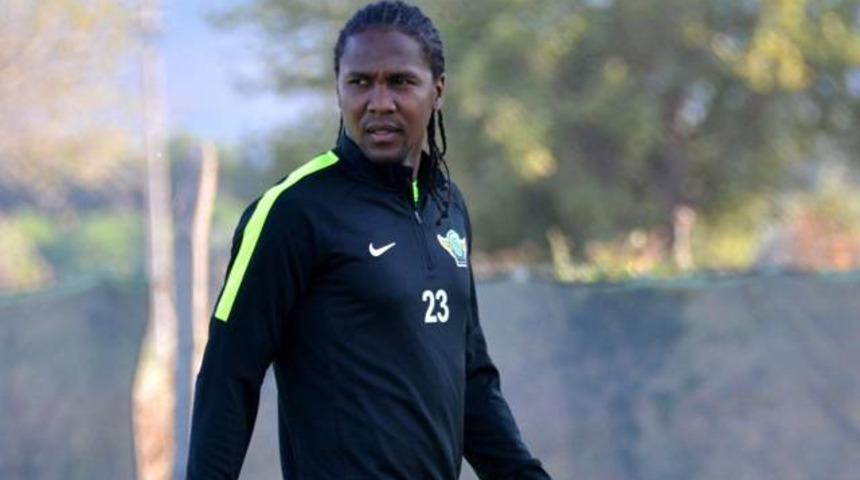 Ery&uuml;ksel: Trabzonspor'dan Rodallega i&ccedil;in resmi teklif yok