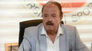 İlhan Cavcav hayatını kaybetti