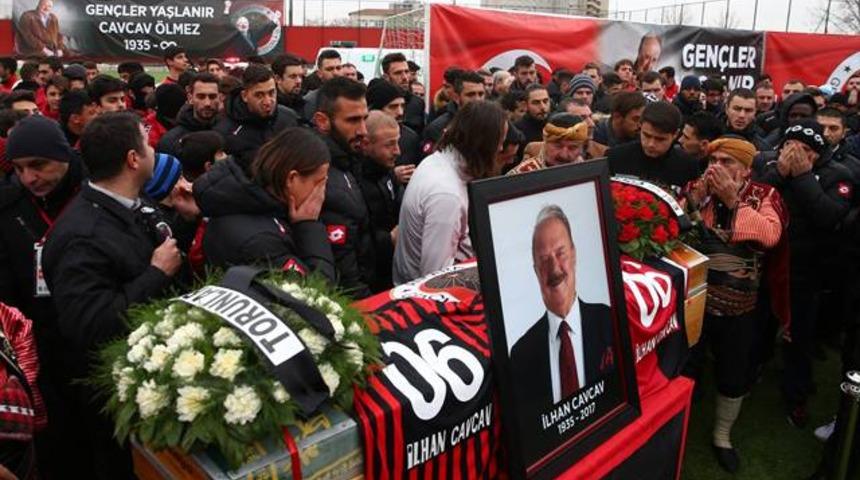 İlhan Cavcav son yolculuğuna uğurlandı