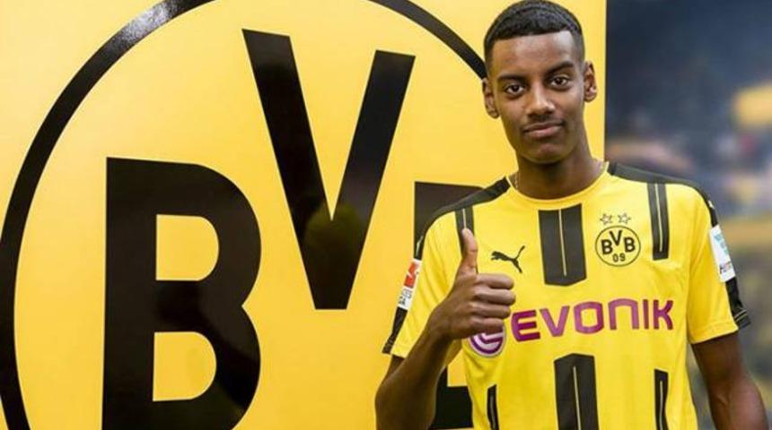 Alexander Isak, Borussia Dortmund'da!