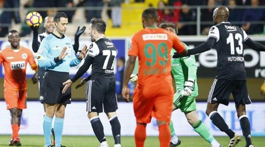 Spor yazarları Aytemiz Alanyaspor-Beşiktaş ma&ccedil;ı i&ccedil;in ne dedi?