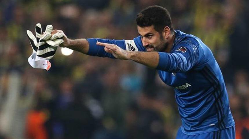 Volkan Demirel takım arkadaşlarına sert &ccedil;ıktı!