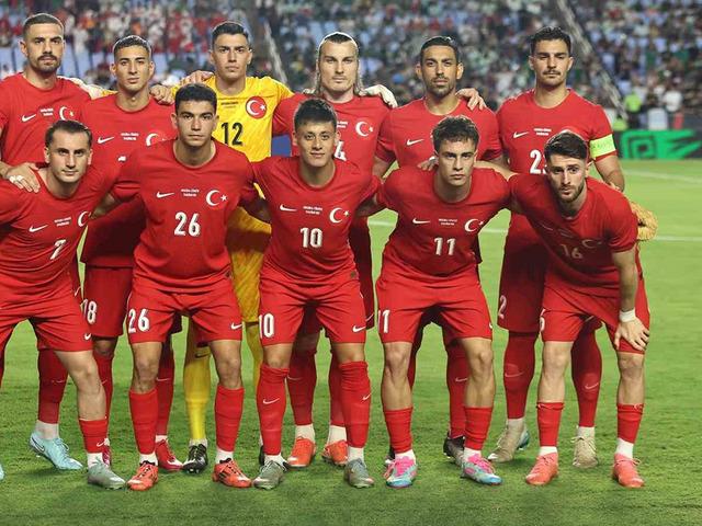 Türkiye - İspanya maçının genel bilet satışları başladı! 