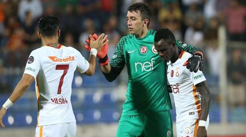 Fernando Muslera, Chelsea'nin transfer listesinde